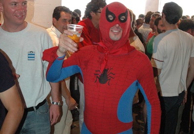2006 Pentecotavic beouets 119 (1410 visits) On a retrouvé Spider-Man... cf. 2005... 2006 Pentecotavic beouets 119