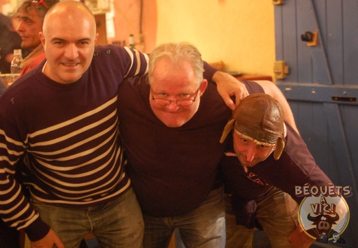 2015 private-jokes 019 (3186 visits, rating score 4.17) 1ère ligne à 33% Peña COMAX ETHYLIX (32) avec Sébastien "Barbouille" et à 66% R.S.M rugby mauve... 2015 private-jokes 019