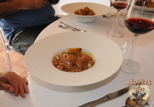 2016-05-13 private goomi 1265 (1078 visits) Les ris de veau, miam !
La Suzanne's House Team et sa petite halte rituelle et gastronomique au Flo... 2016-05-13 private goomi 1265