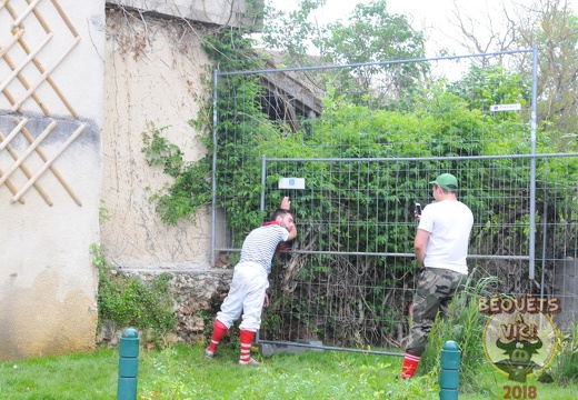 2016-05-14_solitudes_goomi_0576 - 1er prix Beouets Awards 2016 (3692 visites) 1er prix Beouets Awards 2016 (série)
Tiens toi a la grille, je retire l'échelle ! 2016-05-14_solitudes_goomi_0576 - 1er prix Beouets Awards 2016