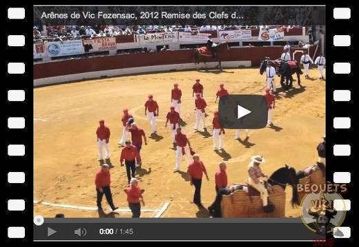 Le Maire sous les Huées aux arènes (1947 visites, score 4.57) A la fin de la vidéo Magnifique bronca réservée au Maire pour ses actions anti-... Le Maire sous les Huées aux arènes