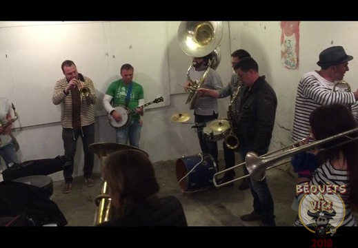 Vidéo 2015 Pentecotavic - Les Astiaous 7 Péchés Capiteux (2461 visites) L'amitié Mauvezino-Eluzate rassemblée au sein des Astiaous et autres musicayres avec Nounours Grab... Vidéo 2015 Pentecotavic - Les Astiaous 7 Péchés Capiteux